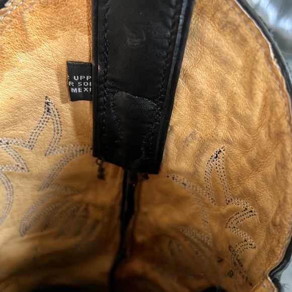 Justin’s Black Leather Boots - Picture 3 of 13